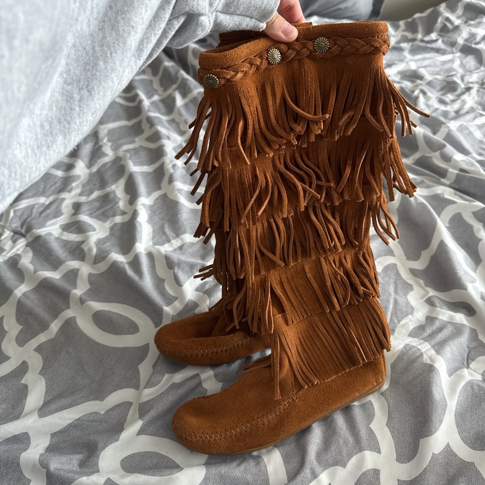 Minnetonka Brown Fringe Boots